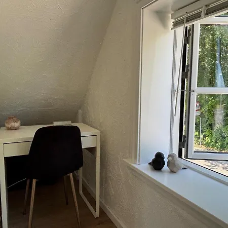 Cozy Oasis Near Copenhagen Lillerod