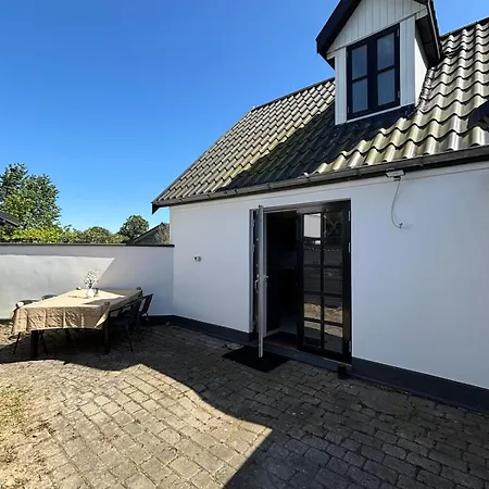 Cozy Oasis Near Copenhagen *